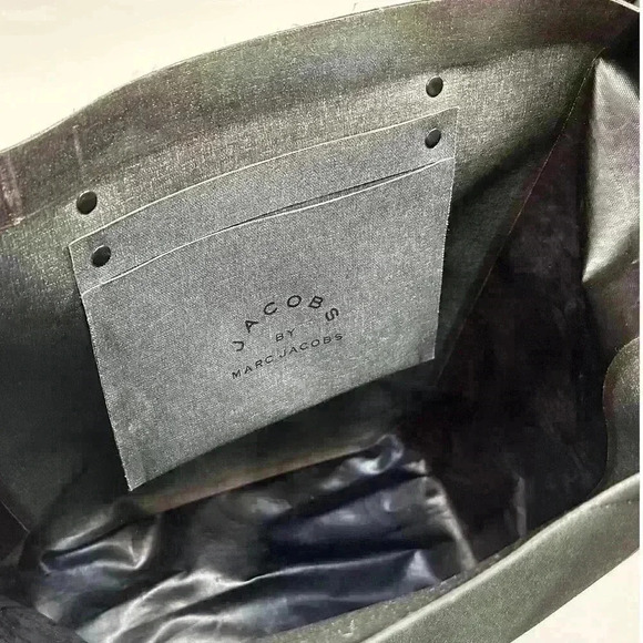 MARC JACOBS Black Tote Leather Straps Vinyl Sturdy Large Purse Women - Picture 9 of 9